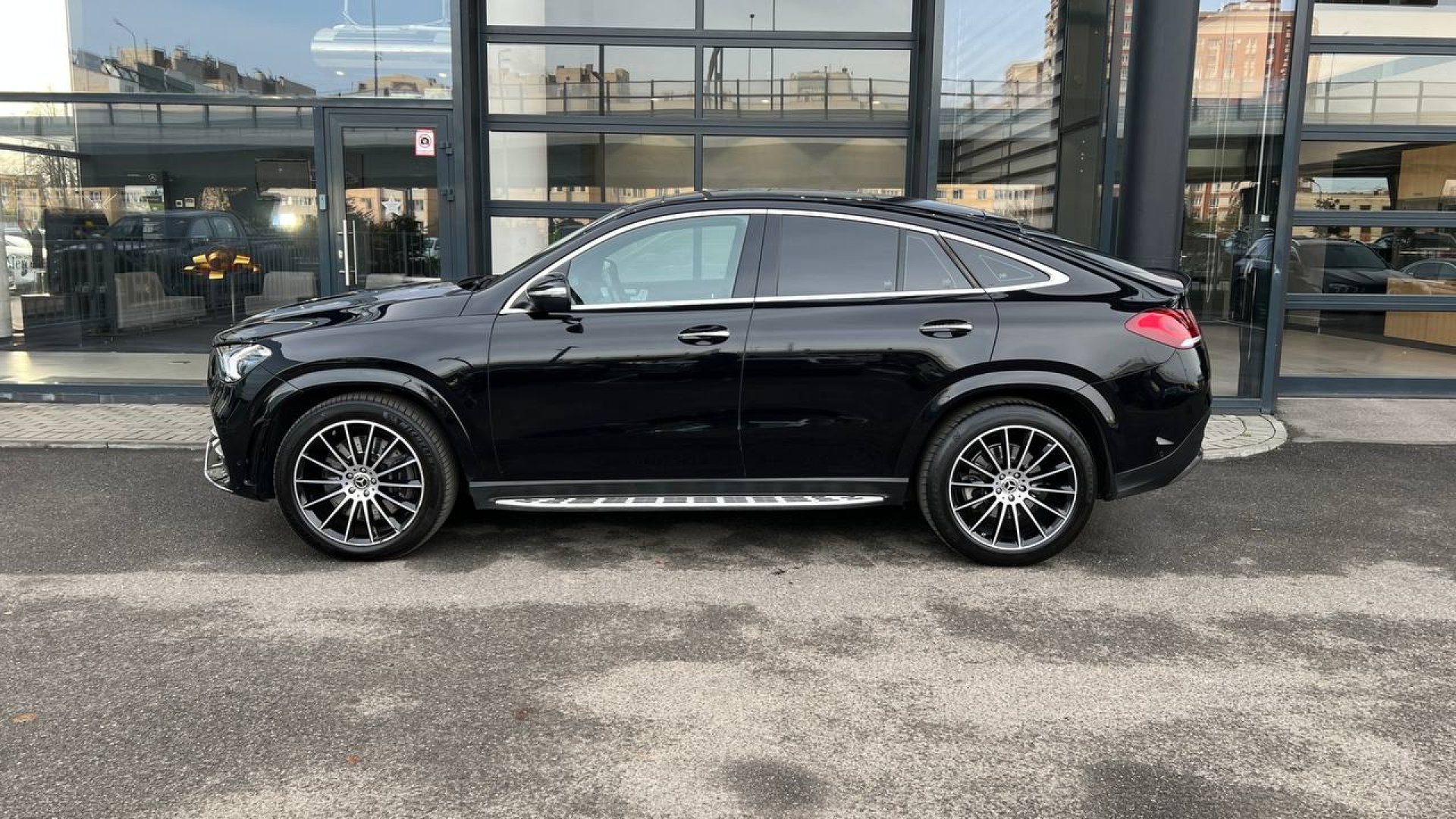 Mercedes-Benz GLE 350 d 4MATIC купе двигатель 2.9 литра (249 л.с.) Черный