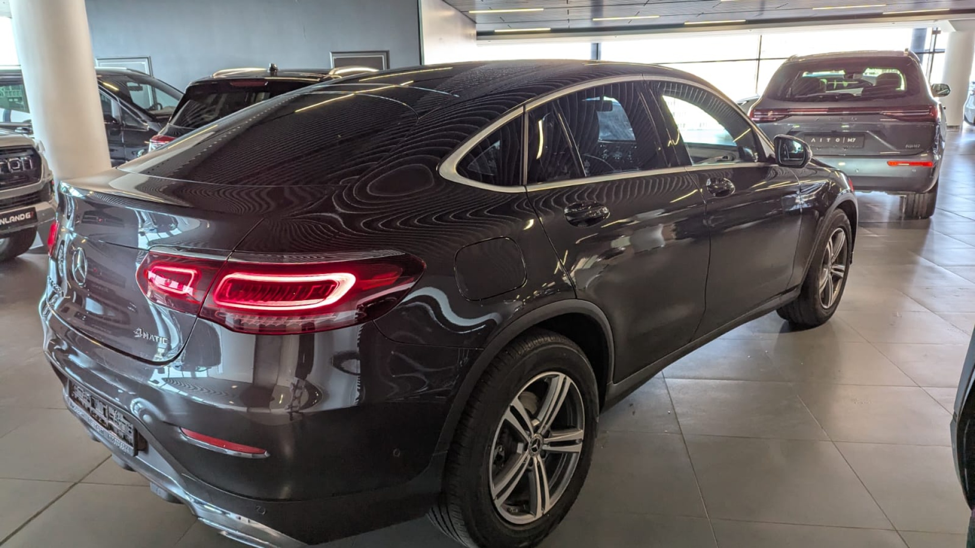 Mercedes-Benz GLC 220 d 4MATIC Купе комплектация Premium двигатель 2 литра (194 л.с.) Серый