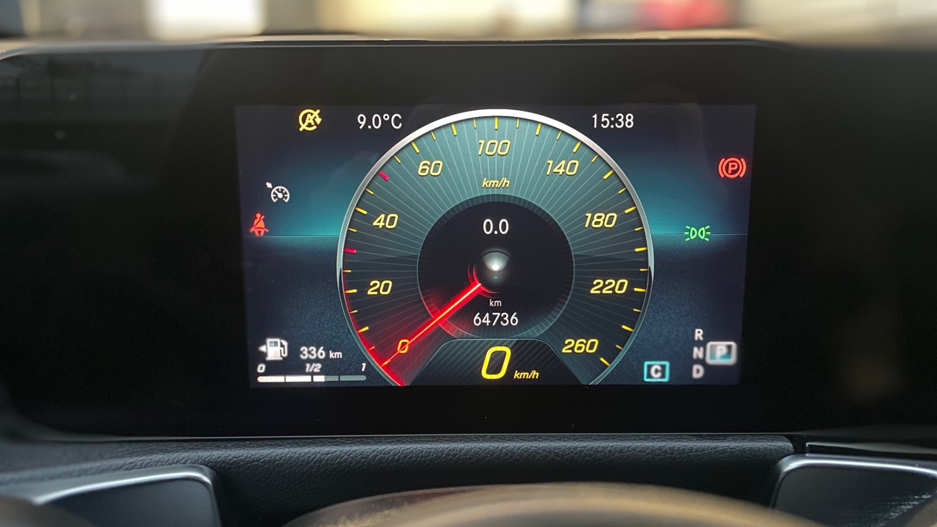 Mercedes-Benz GLB 200d 4MATIC комплектация Style двигатель 2 литра (150 л.с.) Синий