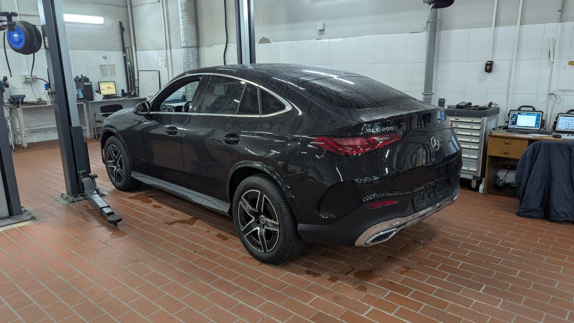 Mercedes-Benz GLC 220 d 4MATIC Купе двигатель 2 литра (197 л.с.) Черный