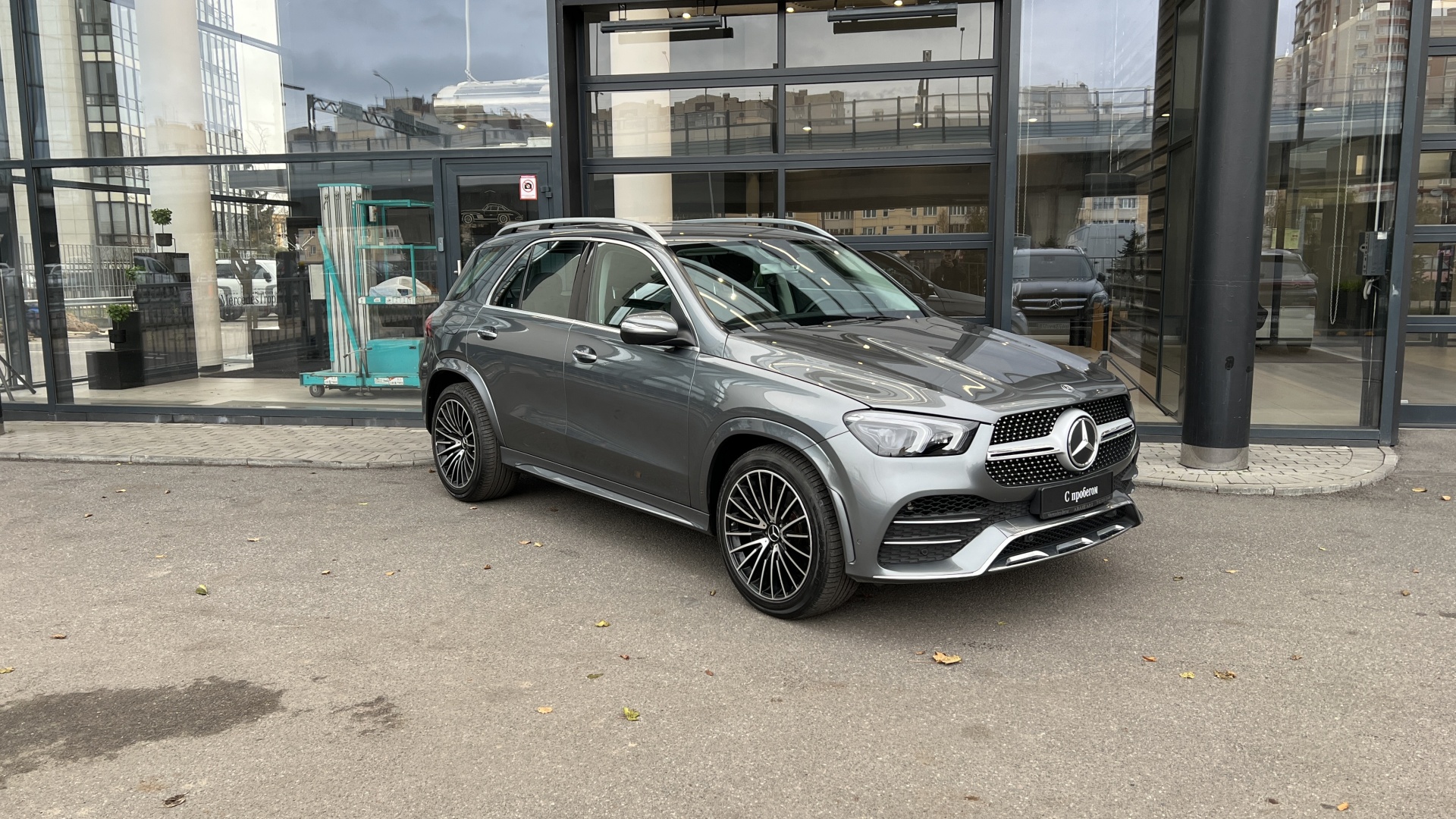 Mercedes-Benz GLE 400 d 4MATIC комплектация Sport Plus двигатель 2.9 литра (330 л.с.) Серый