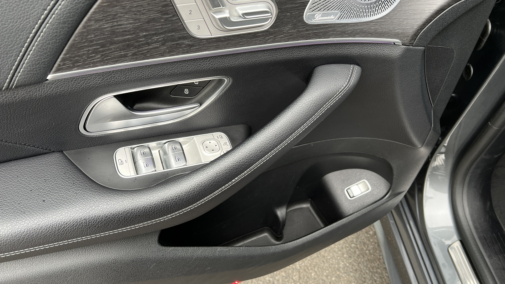 Mercedes-Benz GLE 400 d 4MATIC комплектация Sport Plus двигатель 2.9 литра (330 л.с.) Серый
