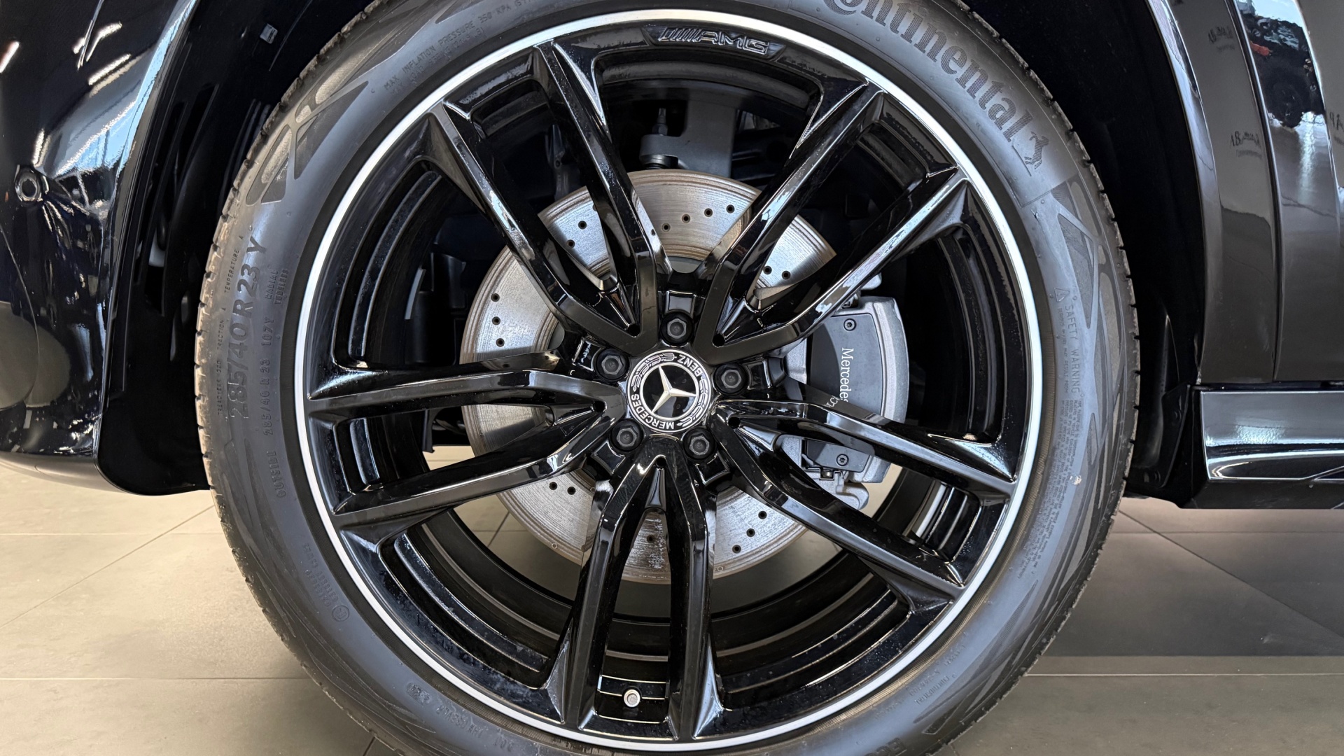 Mercedes-Benz GLS 450 d 4MATIC комплектация Premium Plus двигатель 3 литра (367 л.с.) Черный