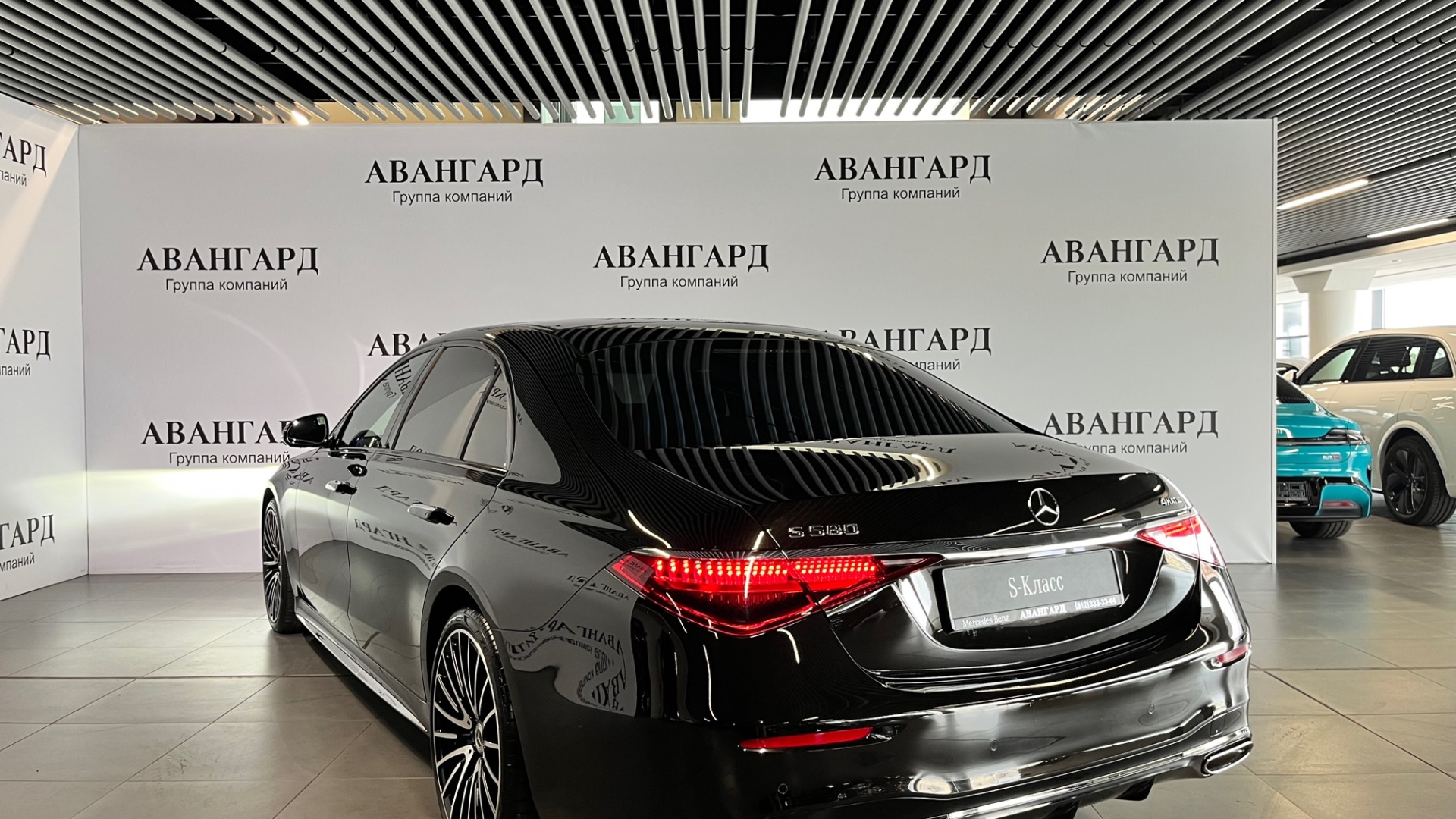 Mercedes-Benz S 580 4MATIC двигатель 4 литра (503 л.с.) Черный