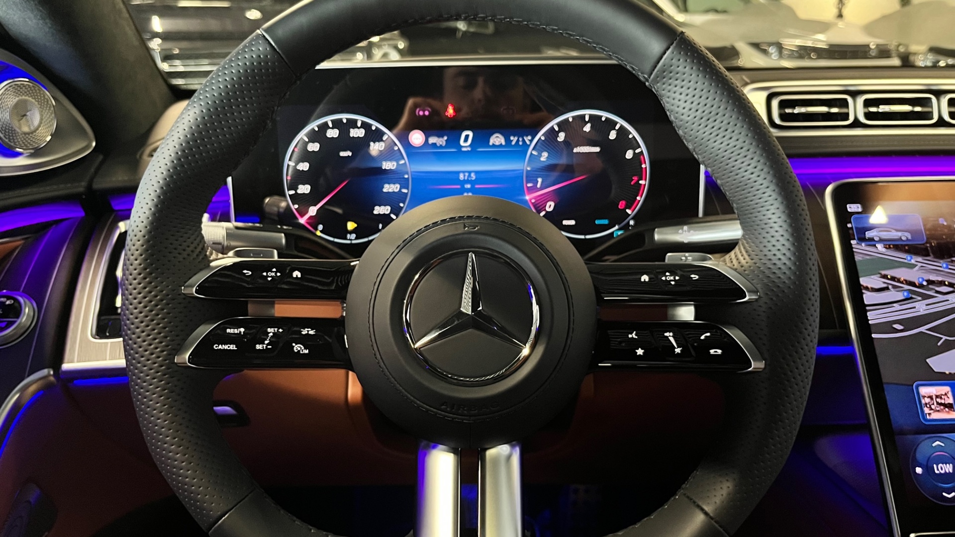 Mercedes-Benz S 580 4MATIC двигатель 4 литра (503 л.с.) Черный
