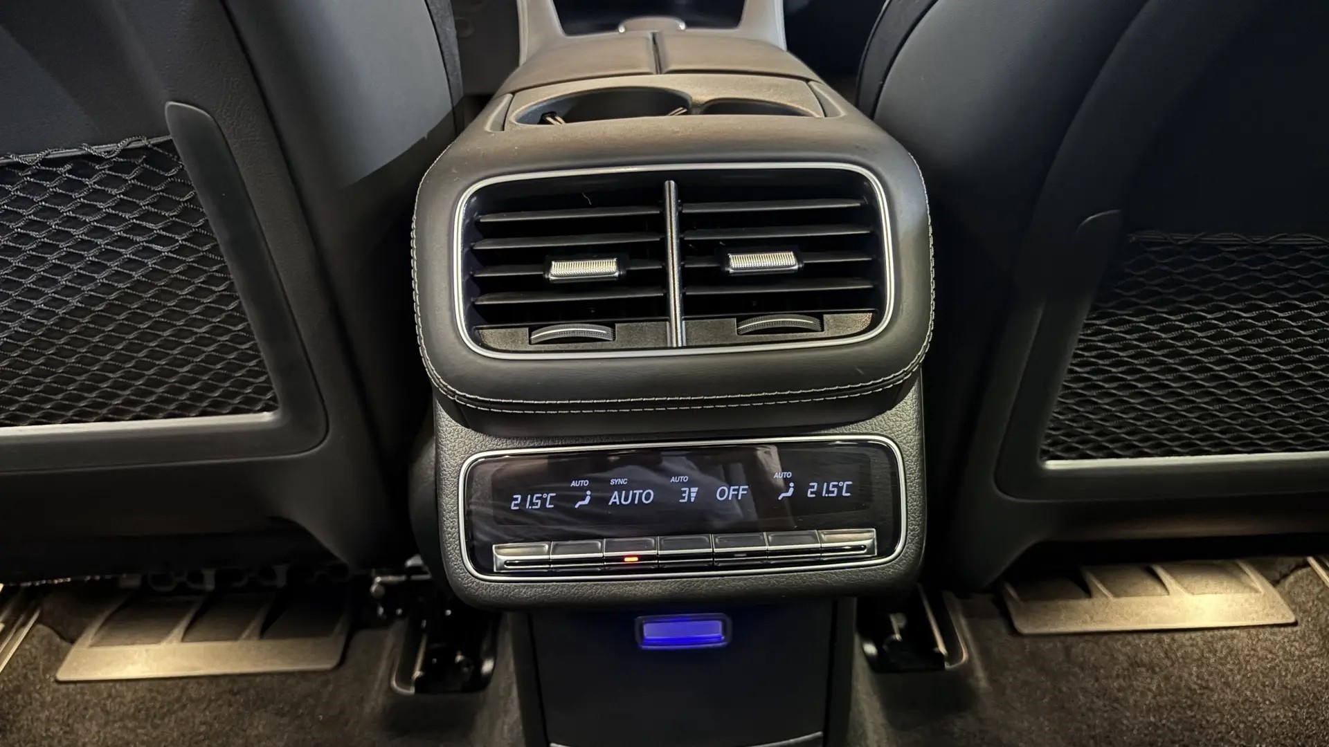 Mercedes-Benz GLS 450 d 4MATIC комплектация Sport Plus двигатель 3 литра (367 л.с.) Черный