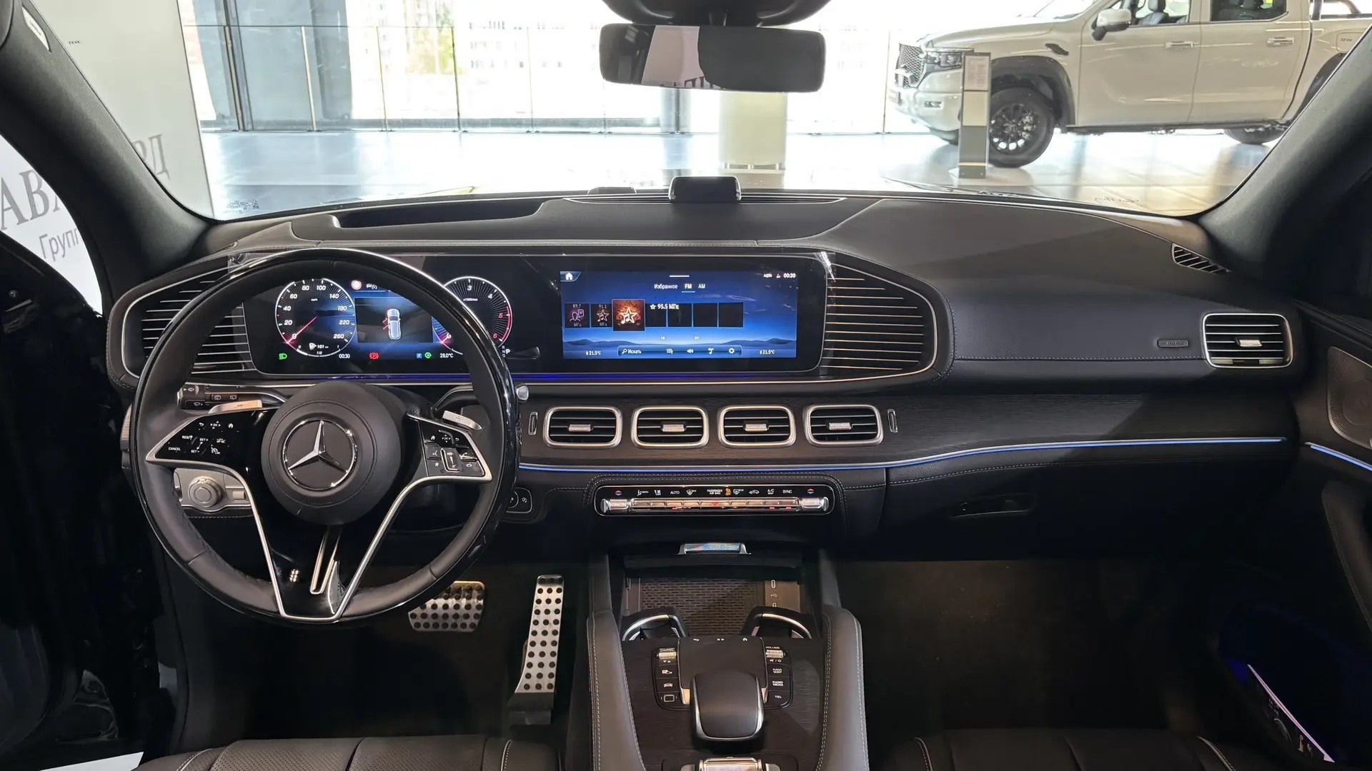 Mercedes-Benz GLS 450 d 4MATIC комплектация Sport Plus двигатель 3 литра (367 л.с.) Черный
