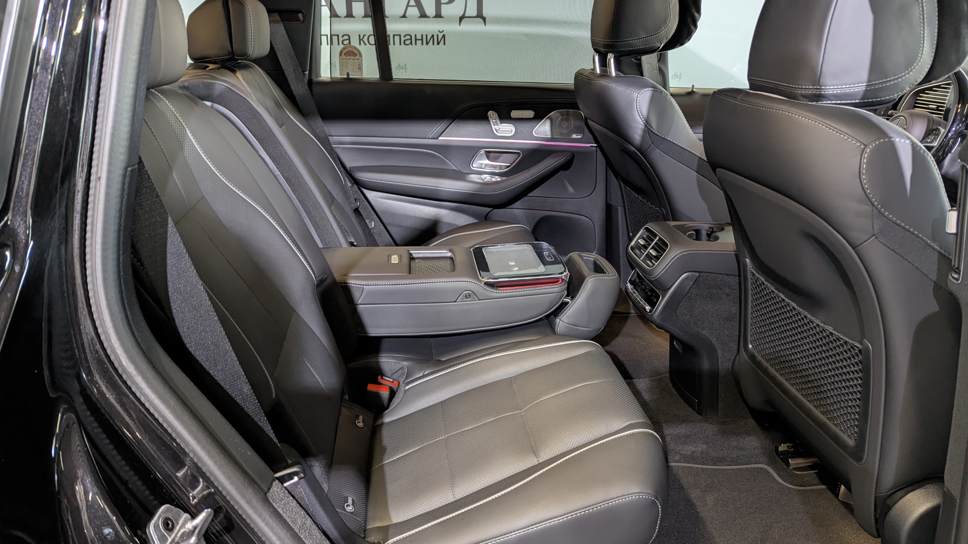 Mercedes-Benz GLS 450 d 4MATIC комплектация Sport Plus двигатель 3 литра (367 л.с.) Черный