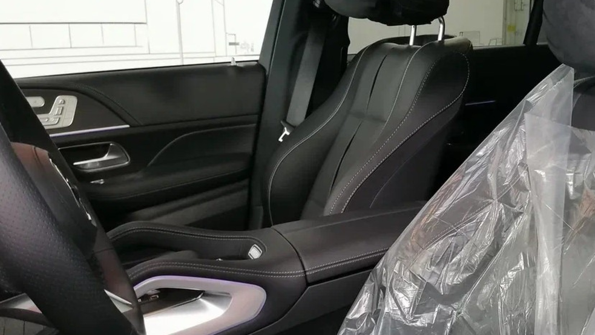 Mercedes-Benz GLS 450 d 4MATIC комплектация Sport Plus двигатель 3 литра (367 л.с.) Серый