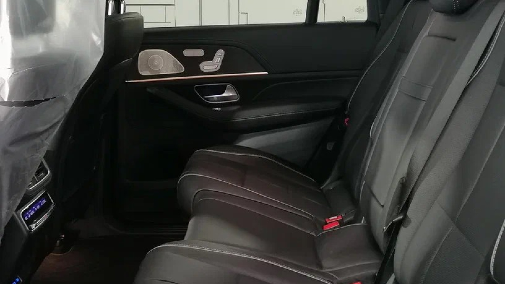 Mercedes-Benz GLS 450 d 4MATIC комплектация Sport Plus двигатель 3 литра (367 л.с.) Серый