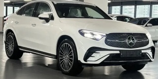 Mercedes-Benz GLC 300 4MATIC Coupe двигатель 2 литра (256 л.с.) Белый
