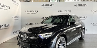 Mercedes-Benz GLC 220 d 4MATIC двигатель 2 литра (197 л.с.) Черный