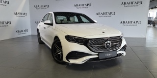 Mercedes-Benz E300 4MATIC комплектация Sport Plus двигатель 2 литра (258 л.с.) Белый
